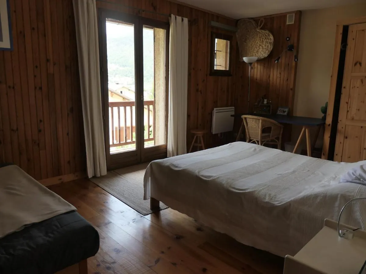 Ferienwohnung Le Ginkgo - Mont Dauphin Eygliers Privatunterkunft